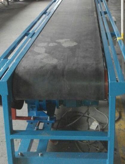 皮帶輸送機.jpg 皮帶輸送機.jpg